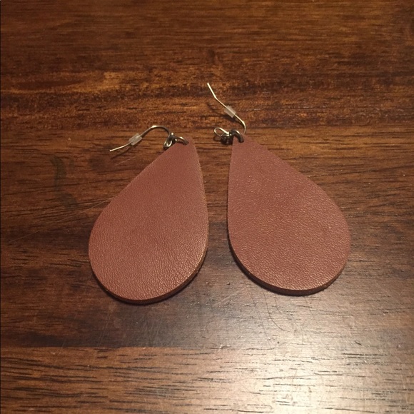 Jewelry - Thin Leather Earrings